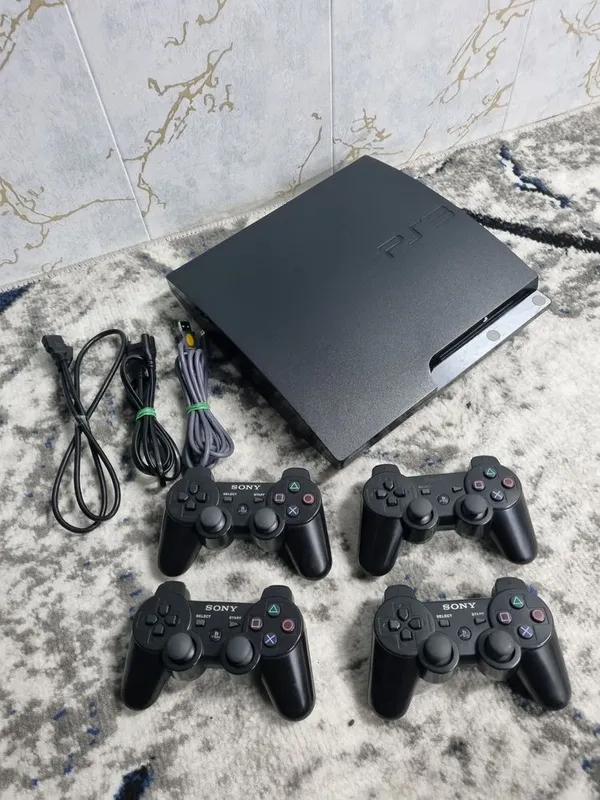 Ps 3 slim Playstation 3 slim