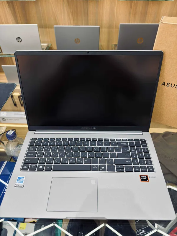 ASUS ExpertBook AMD Ryzen 5 150 8GB RAM 512GB SSD 15.6" FHD — фото 2