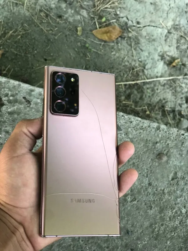 Samsung Galaxy Note 20 Ultira 5g xotira 256/12gb imeka utgan afitsali 4 Samsung Galaxy Note 20 Ultira 5g xotira 256/12gb imeka utgan afitsali 4