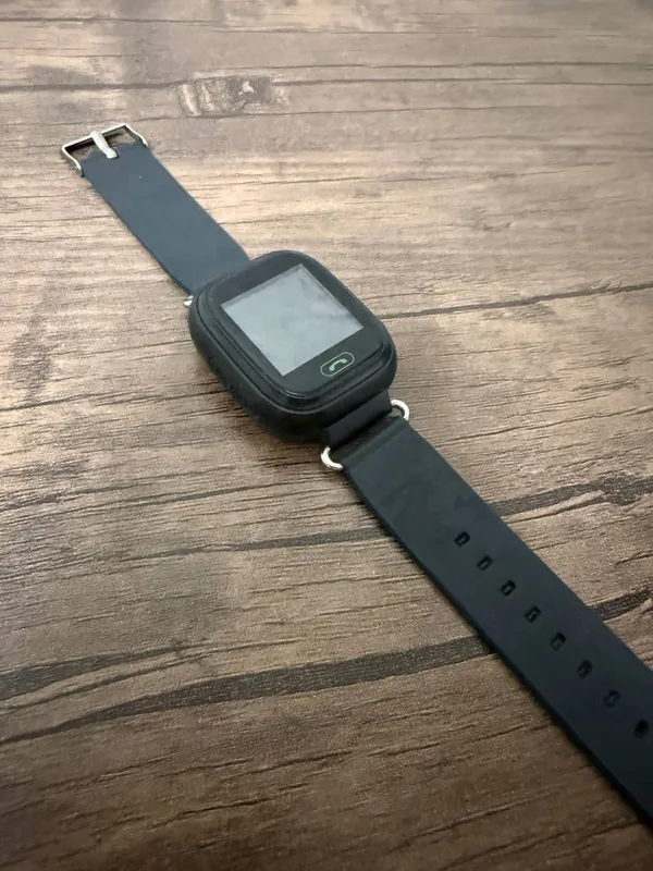 Bolalar uchun GPS Smart soat (Smart Watch) Bolalar uchun GPS Smart soat (Smart Watch)