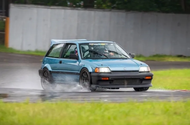 Honda Civic (Хонда Цивик) — фото 4