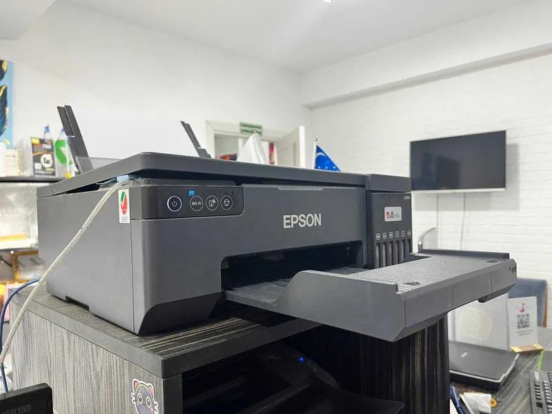 Продается принтер Epson L8050 ecotank - БУ — фото 1