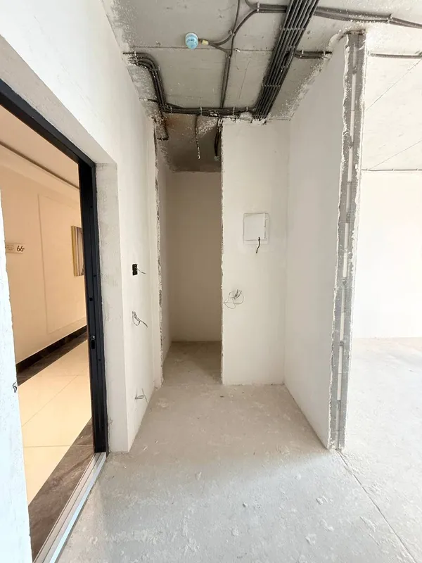 Regnum Plaza turar joy majmuasida 2 xonali kvartira, yangi qurilish, qora suvoq holatida 7