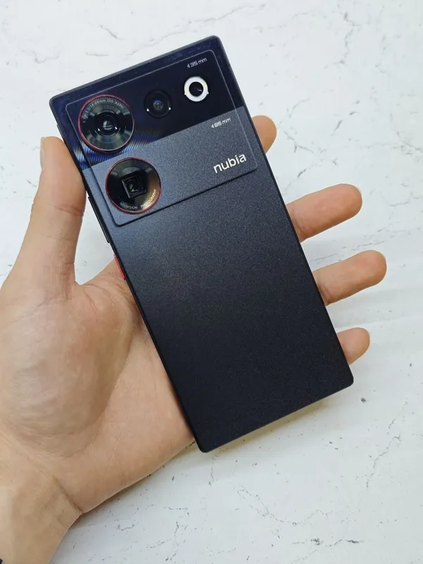 ZTE Nubia Z50 Ultra Sotlad 1 ZTE Nubia Z50 Ultra Sotlad 1