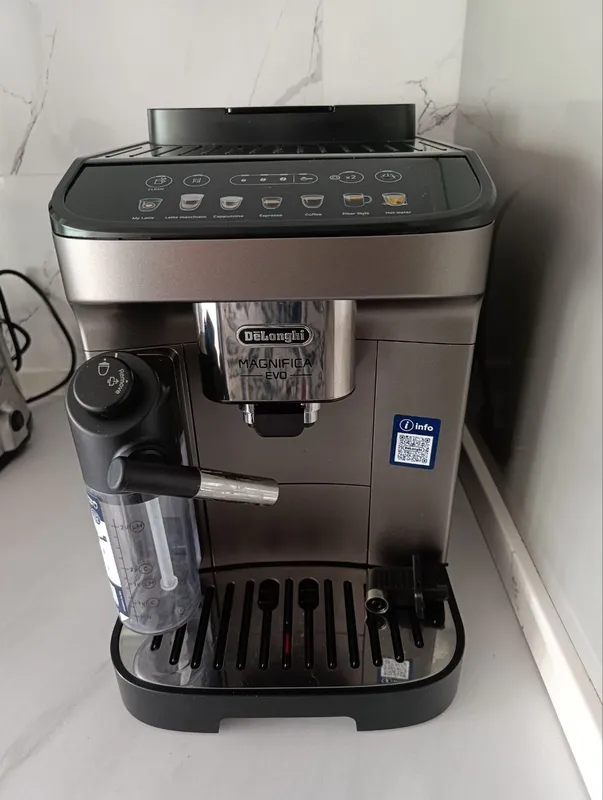 Кофемашина Delonghi — фото 1