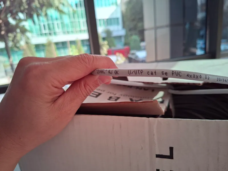 сетевой кабель UTP Cat5e 1