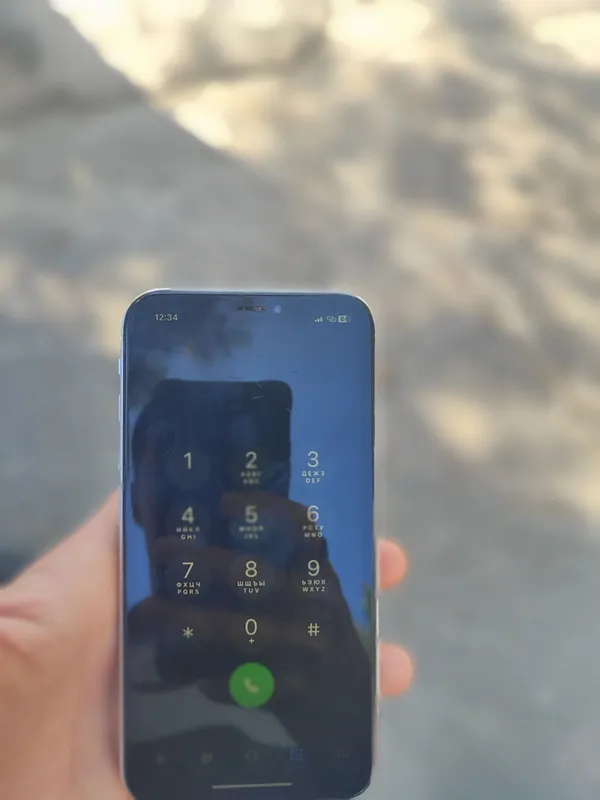 iPhone XR 128 ГБ 4 iPhone XR 128 ГБ 4