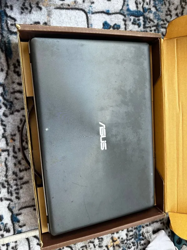 Ehtiyot qismlar uchun ASUS noutbuki 1 Ehtiyot qismlar uchun ASUS noutbuki 1