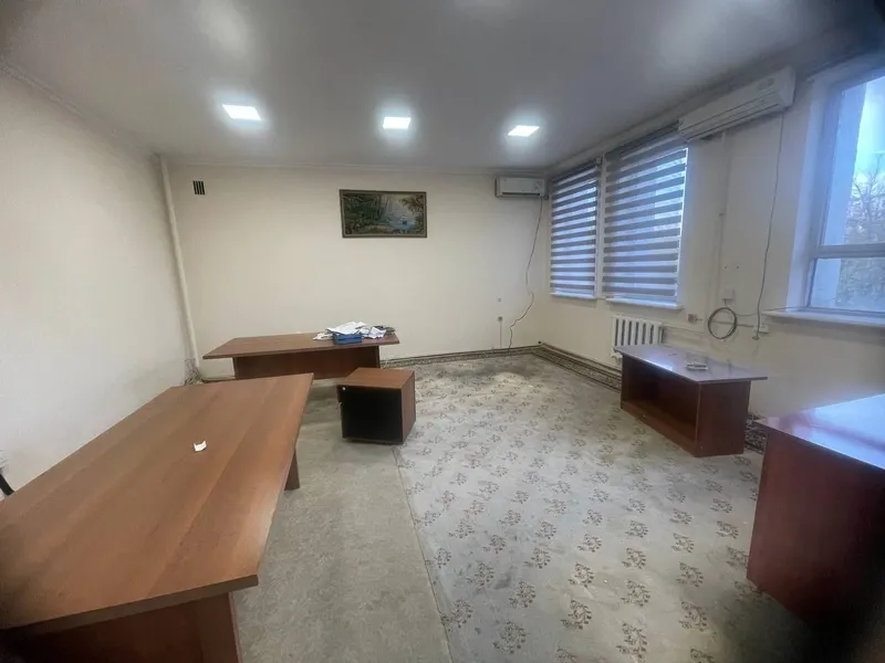 Чиланзар ГАИ офисы от17м²до90м² вдоль дороги в административном здании — фото 4