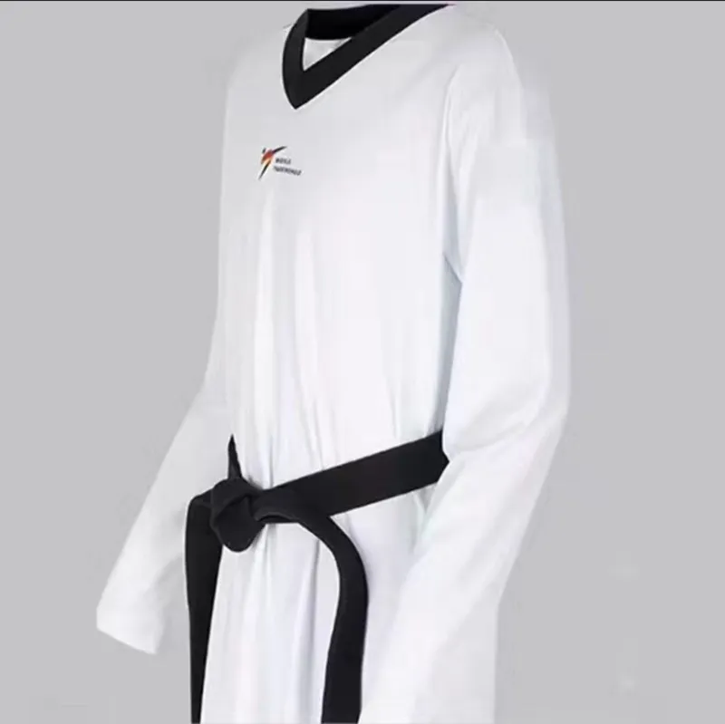 Taekwando forma sotiladi 1 Taekwando forma sotiladi 1