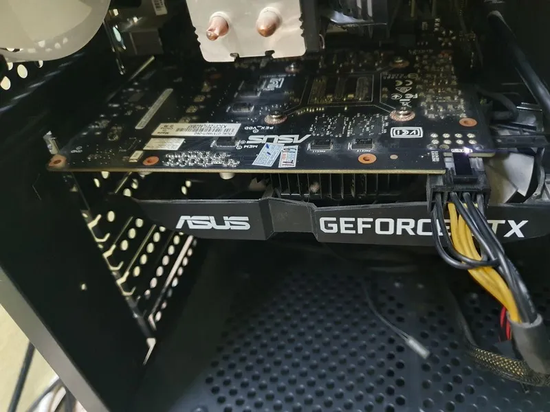GTX 1660ti 6gb va GTX 1650 4GB 5