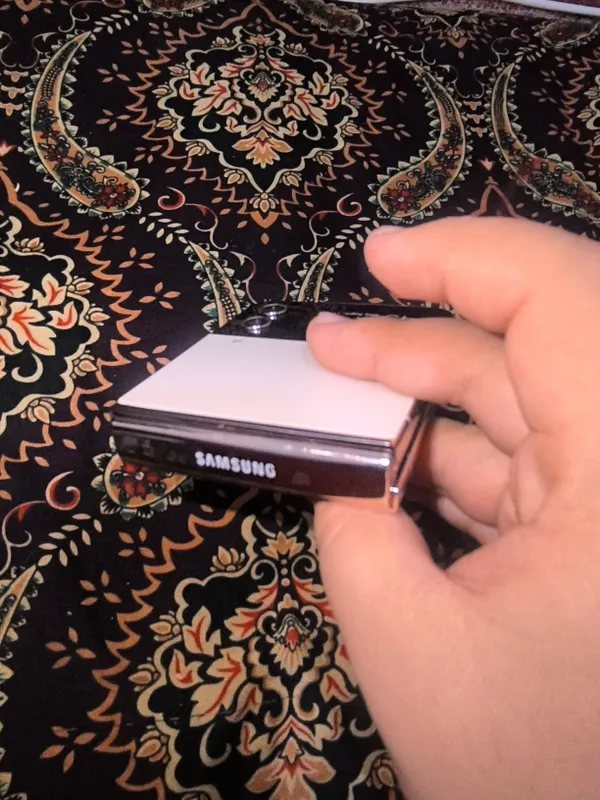 Samsung Flip 5
