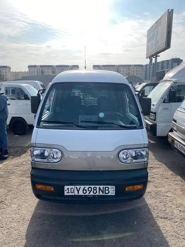 Damas VAN 2025yil metan gaz bor 45 000 km 1 Damas VAN 2025yil metan gaz bor 45 000 km 1