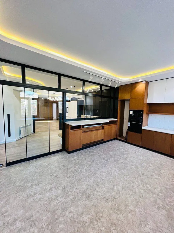 4-комнатная квартира, 221 м², Юнусабад 3 4-комнатная квартира, 221 м², Юнусабад 3