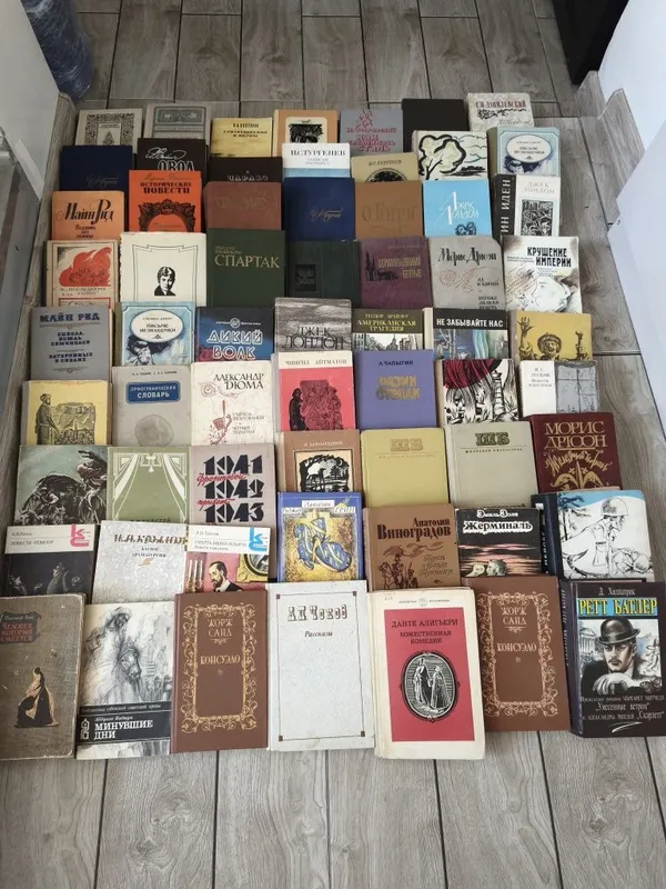 Продам книги разные, 200 тысяч за все