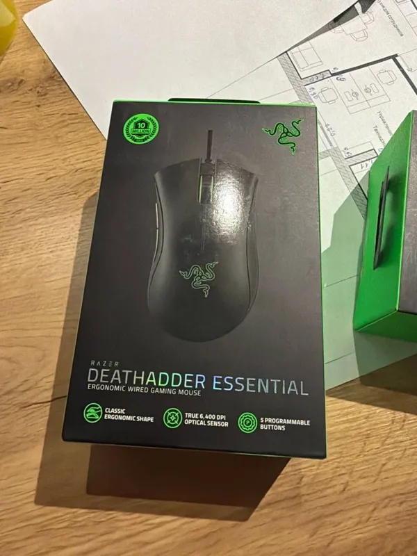 Razer deathadder essential мышка