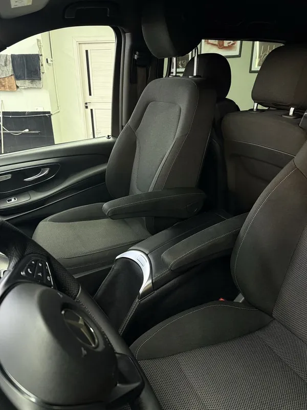 Продаётся Mercedes Benz V-класс 3 Продаётся Mercedes Benz V-класс 3