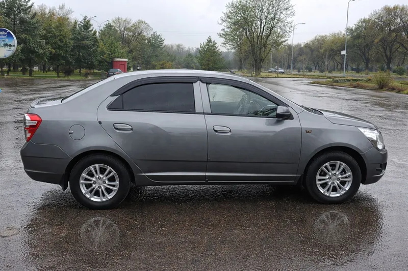 Chevrolet Cobalt 4 позиция — фото 3