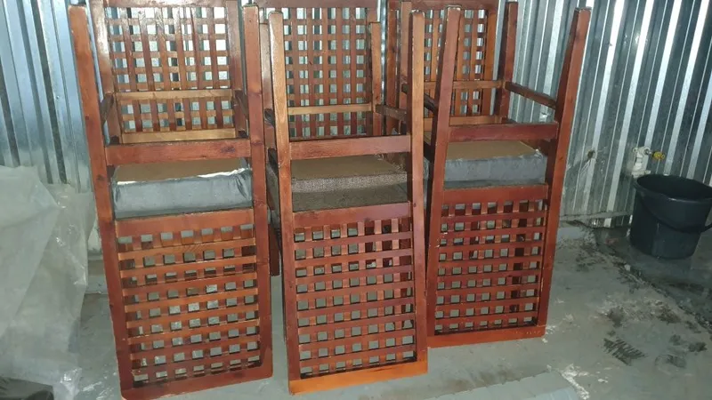 Продам 6 стульев из дома