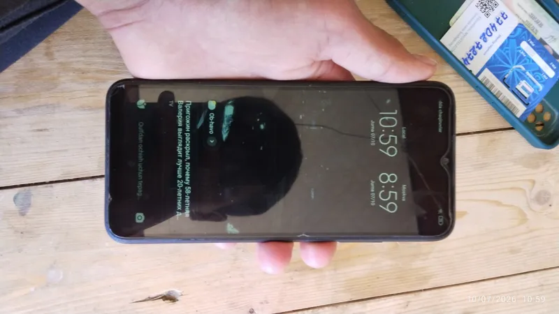 Redmi 9c 32GB дефект на фото, телефон родной, цена 500 2 Redmi 9c 32GB дефект на фото, телефон родной, цена 500 2