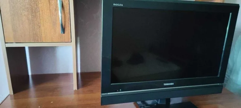 Телевизор TOSHIBA 24PB10V6, 32" (80 см) 2 Телевизор TOSHIBA 24PB10V6, 32" (80 см) 2