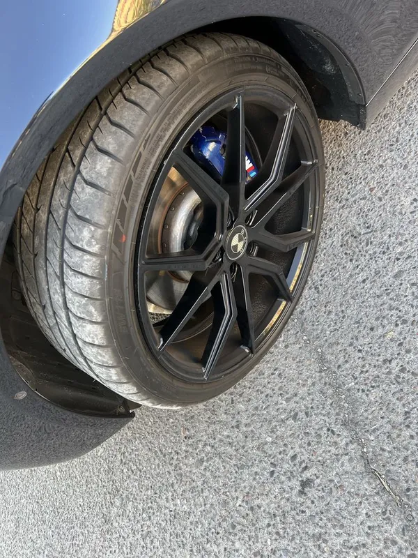 BMW 2014 yil F10 3 Lt tvin turbo Xdrive 4 BMW 2014 yil F10 3 Lt tvin turbo Xdrive 4