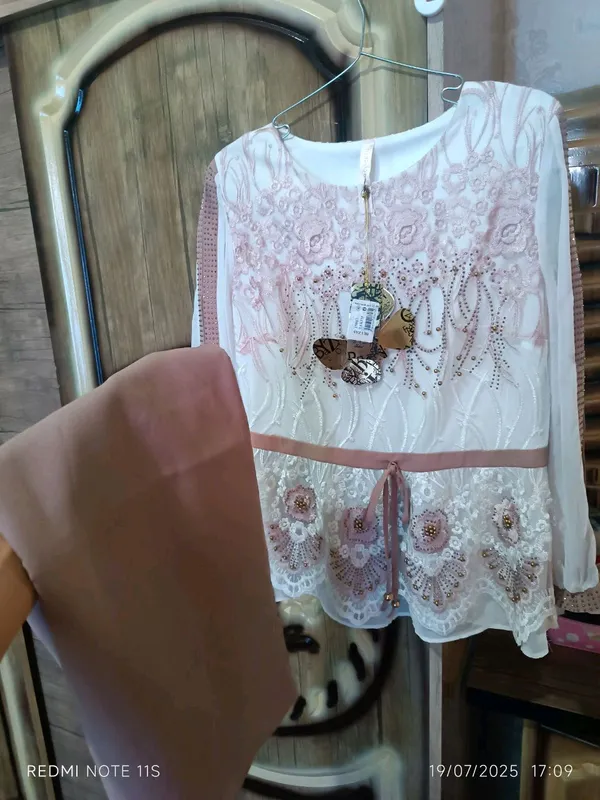 Продаётся турецкая кофта и юбка. Новые 1 Продаётся турецкая кофта и юбка. Новые 1