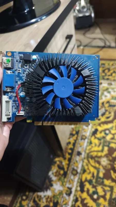 Видеокарта GT730 на 2 Гб DDR3 1