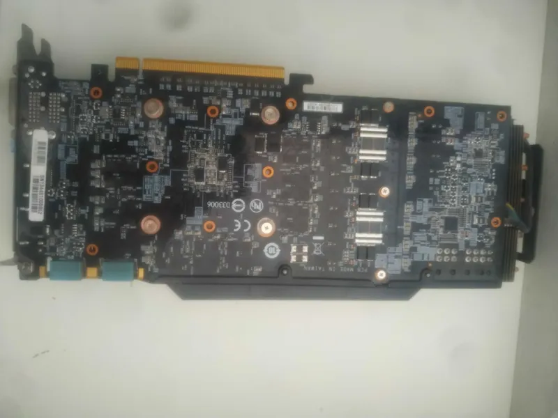 GigaByte GeForce GTX 770 2 GigaByte GeForce GTX 770 2