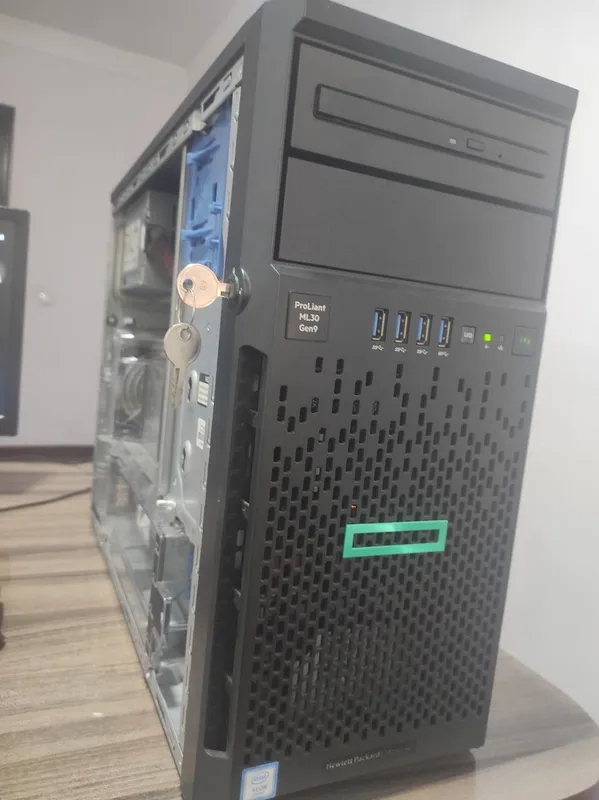 HP ProLiant ML30 Gen9