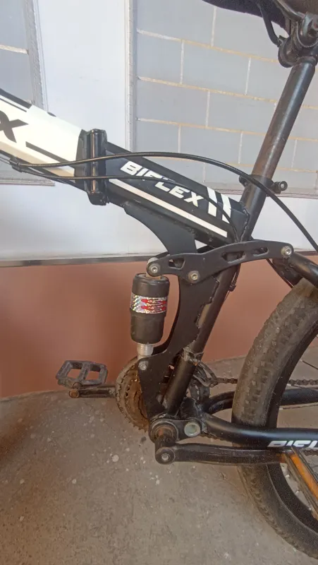 Tezlikli velosiped, ikki polosali, diskli tormoz 8 Tezlikli velosiped, ikki polosali, diskli tormoz 8