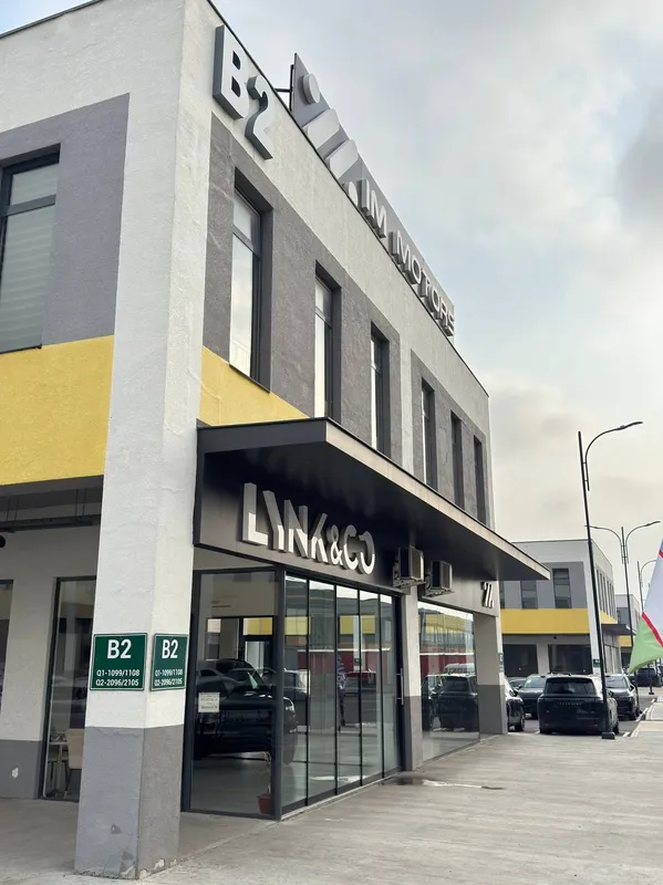 Sotiladi 2 ta do‘kon Indeks Sergeli 44 kvadrat 4