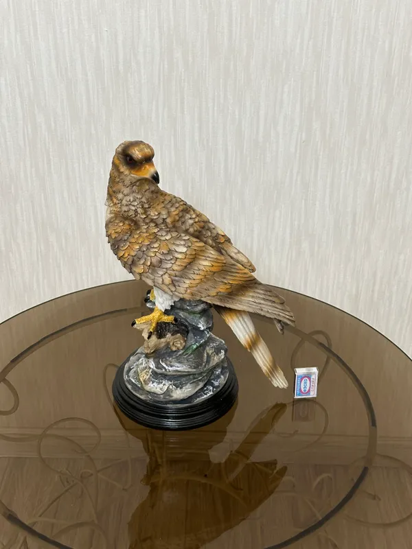 Burgut haykalchasi, ideal holatda 2 Burgut haykalchasi, ideal holatda 2