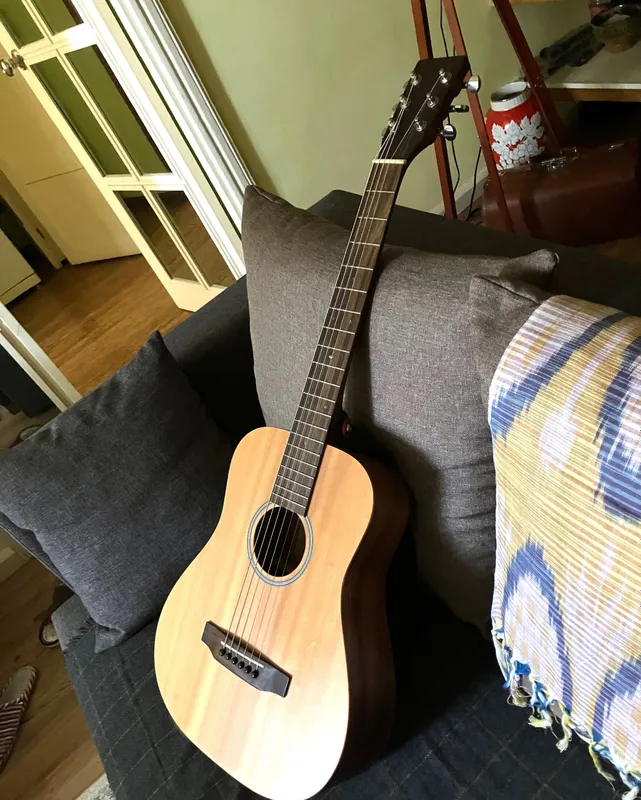Sigma pikapli akustik gitarasi (Sigma TM12E) 1 Sigma pikapli akustik gitarasi (Sigma TM12E) 1