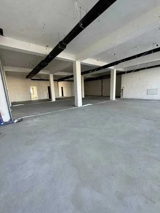 Продаётся 4 этажны Здание 1350 м² Алмазар 1 Линия — фото 1