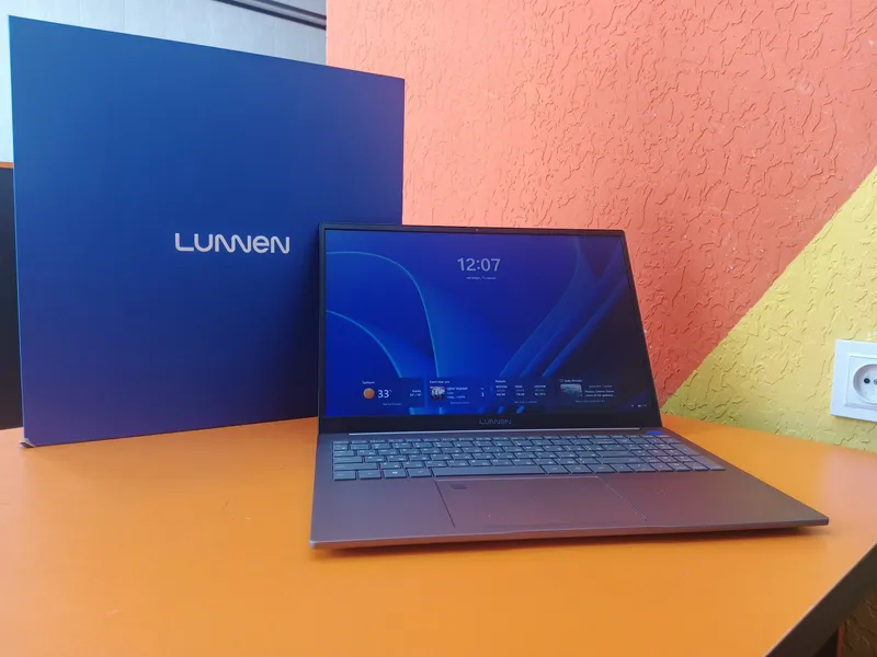 Ноутбук LUNNEN