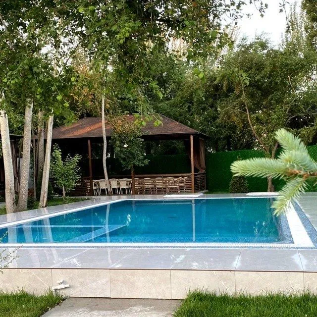 Sam Dacha 5 Gardens