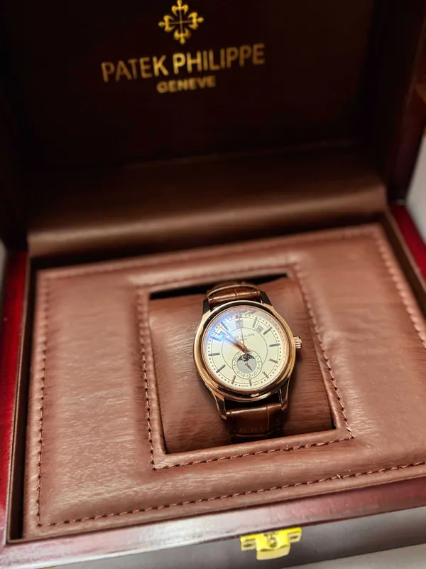 Часы Patek Philippe Nautilus Limited Edition — фото 7