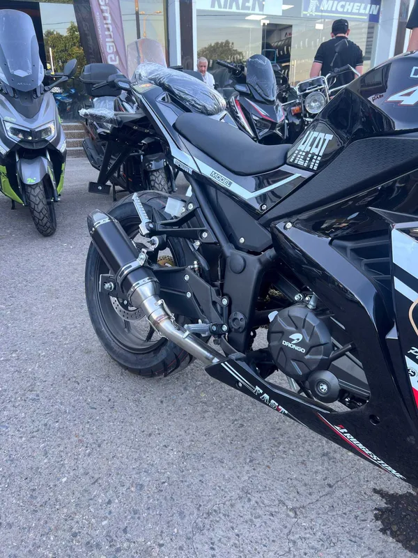 Kawasaki 400cc – Мощный спортивный мотоцикл | Рассрочка — фото 3