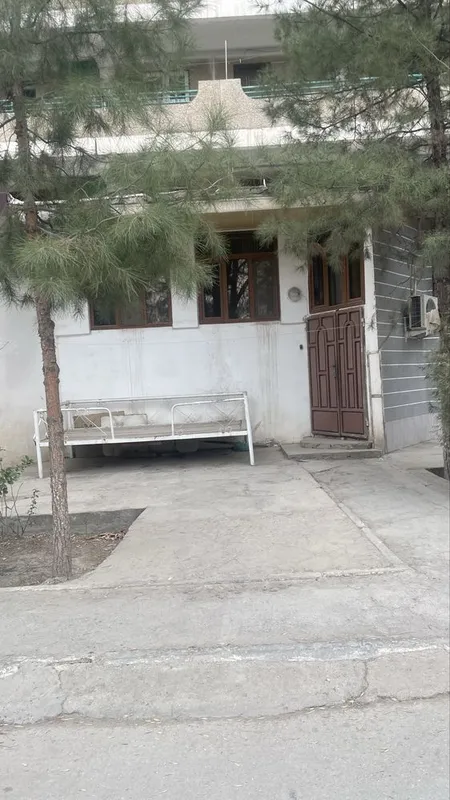 Продается дом 110 а трёхкомнатной улица ислам Каримов