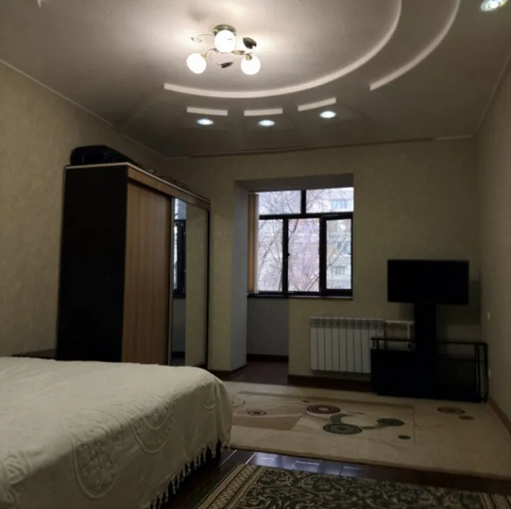 2 xonali kvartira, 72 m2, Mirobod 5