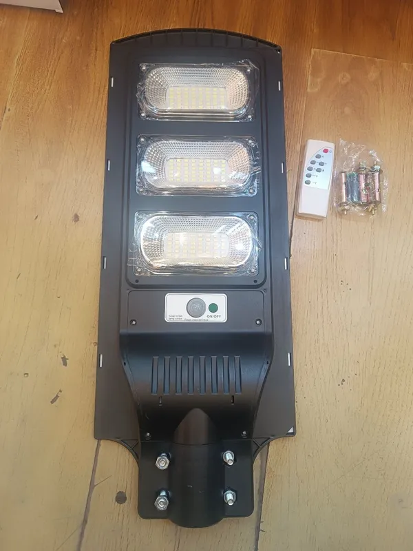 Солничний прожектор лед РКУ solar led quyosh panelli yoritgich chiroq — фото 4