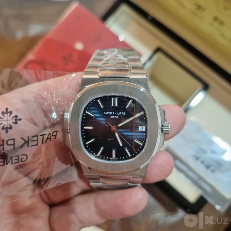 Patek Philippe Nautilus 4 Patek Philippe Nautilus 4