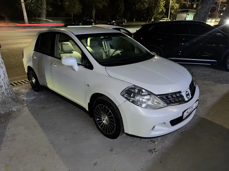 Продаётся Nissan Tiida — 2008 г.в. 2 Продаётся Nissan Tiida — 2008 г.в. 2