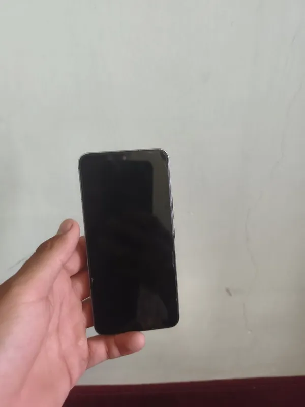 Samsung Galaxy S22 4