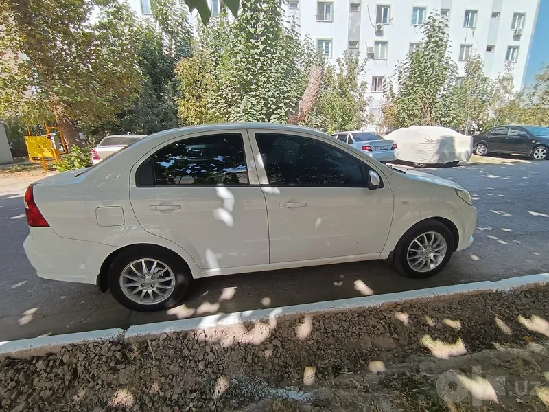 Neksiya 3 срочна сотилади 2 Neksiya 3 срочна сотилади 2