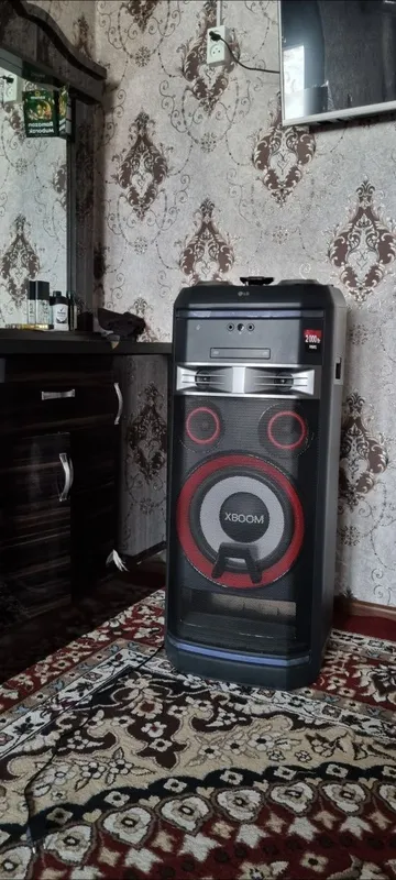 Lg xboom ol 100 sotiladi