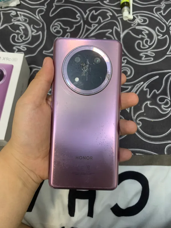 Honor x9c 256 gb ishlashlari yaxshi kameasi singan 1
