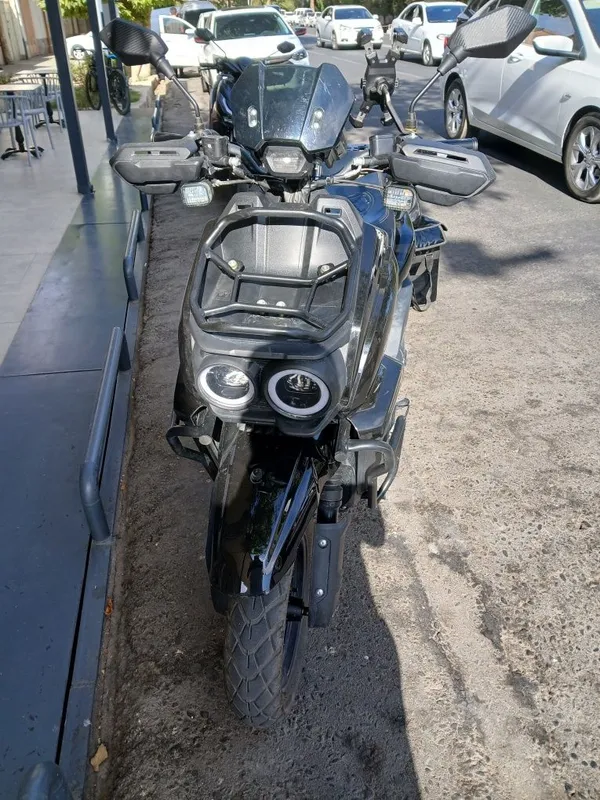 Skuter tank va maped 125 kub sotiladi