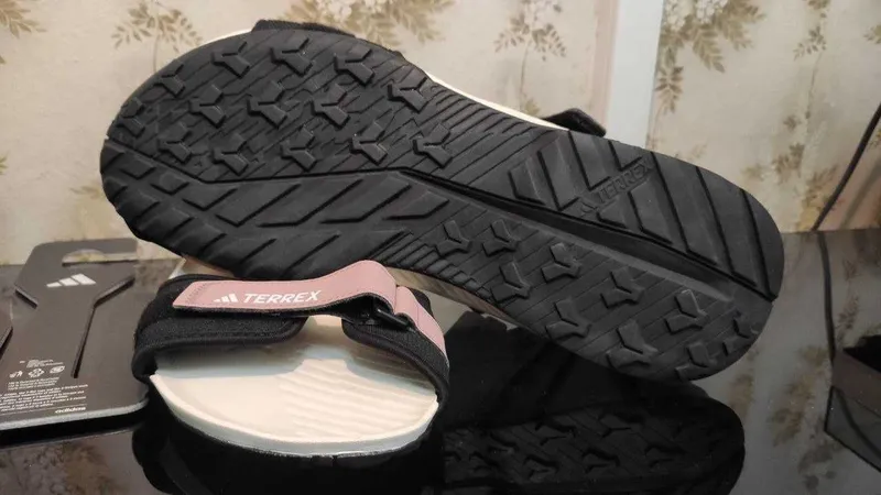 Adidas Terrex Hydroterra (44.5-45 размер) - сандалии, сланцы, обувь — фото 7